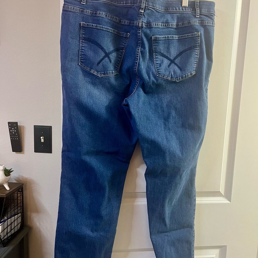 CJ Banks 18w stretch jeans w/ elastic waist - Picture 2 of 6
